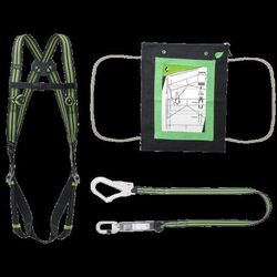KIT &Eacute;CHAFAUDEUR POITIERS
